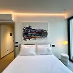 Inoltre Apartamento