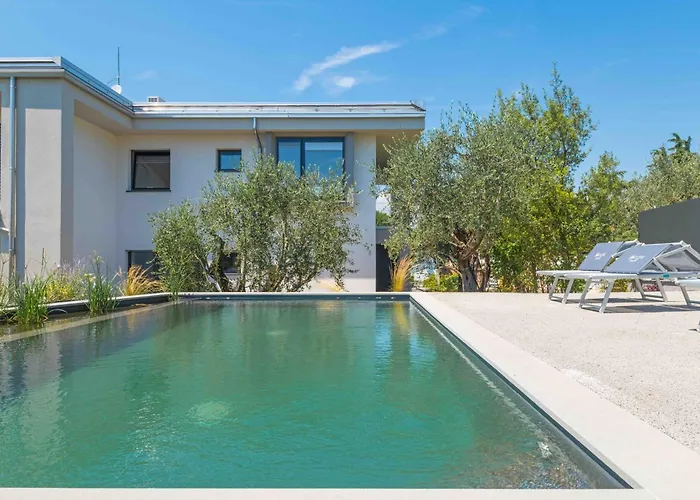 Inoltre باردولينو